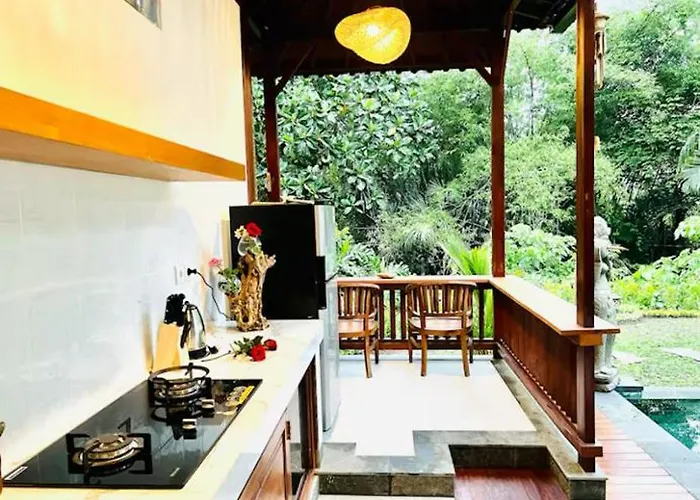 Budi Private Jungle View Ubud